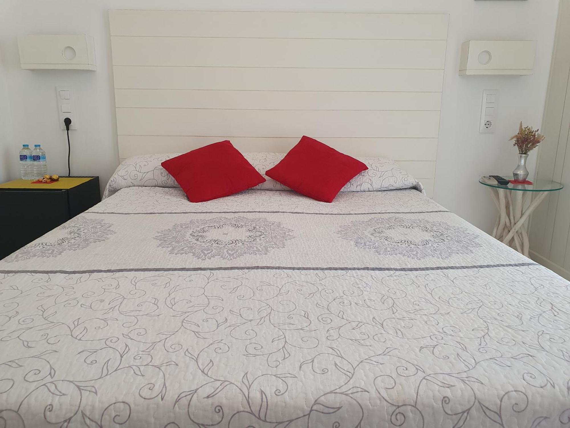 Hostal Mi Campana Dénia Exterior foto