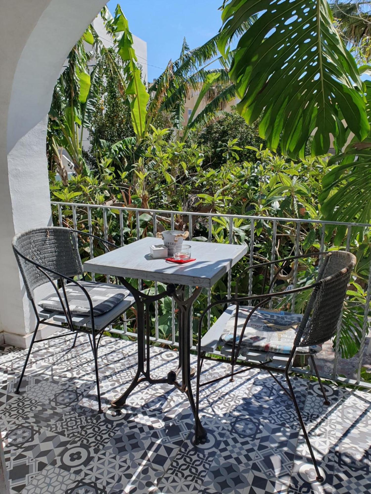 Hostal Mi Campana Dénia Exterior foto